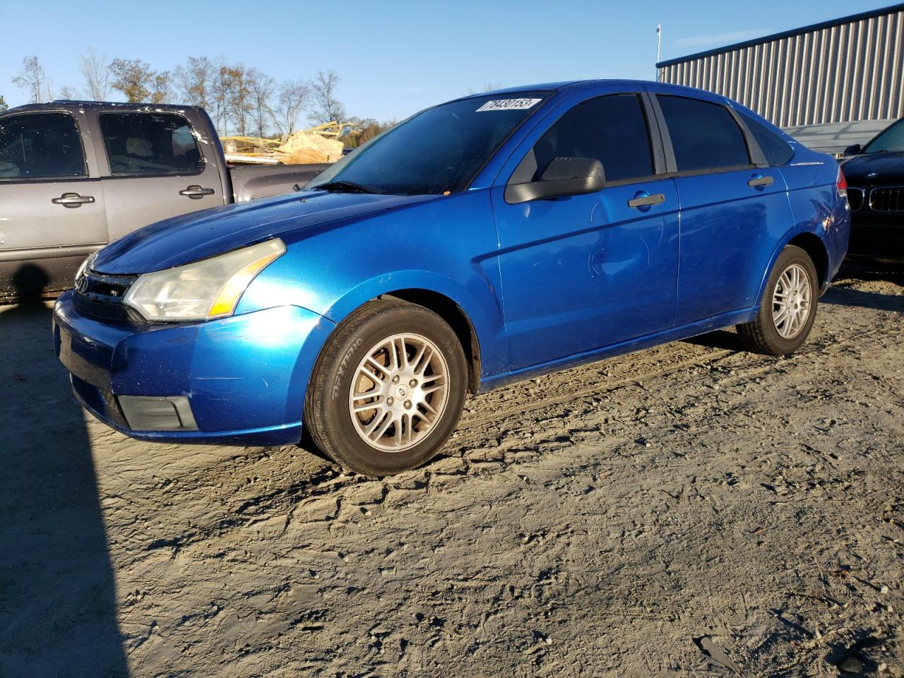 Image 1 of 2010 FORD FOCUS SE 2010 with VIN 1FAHP3FN7AW253646