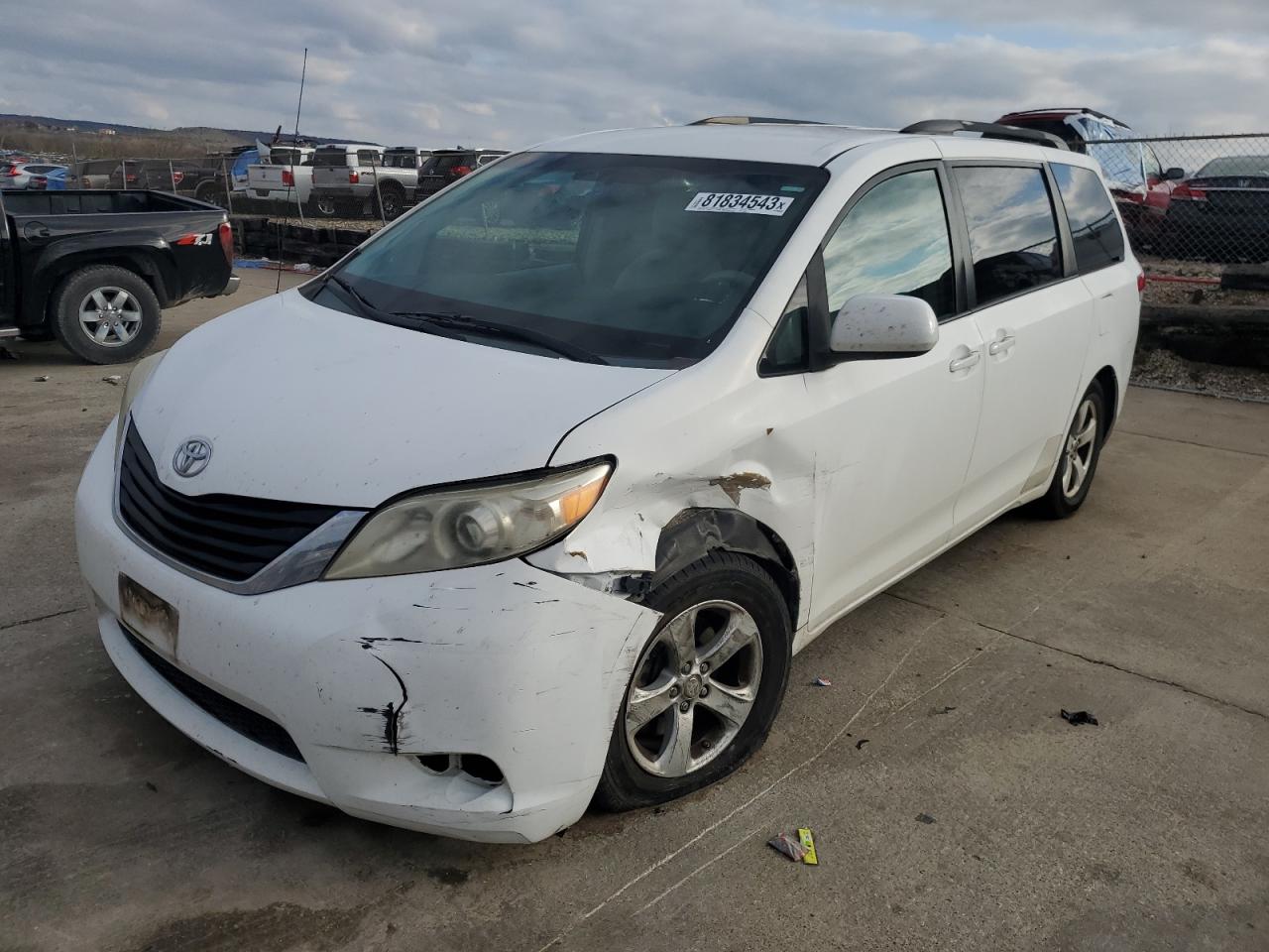Obraz 1 z 2011 TOYOTA SIENNA LE 2011 z VIN 5TDKK3DC9BS044636