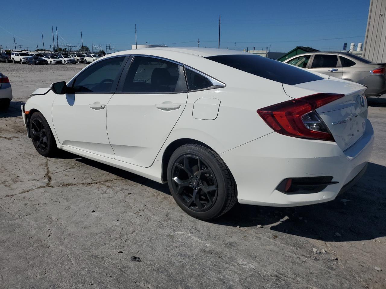 Изображение 2 2018 HONDA CIVIC LX 2018 с VIN 19XFC2F58JE205686