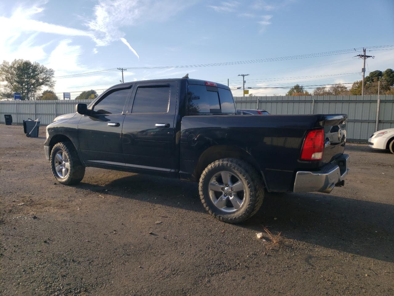 Image 2 of 2015 RAM 1500 SLT 2015 with VIN 1C6RR7LM0FS642288