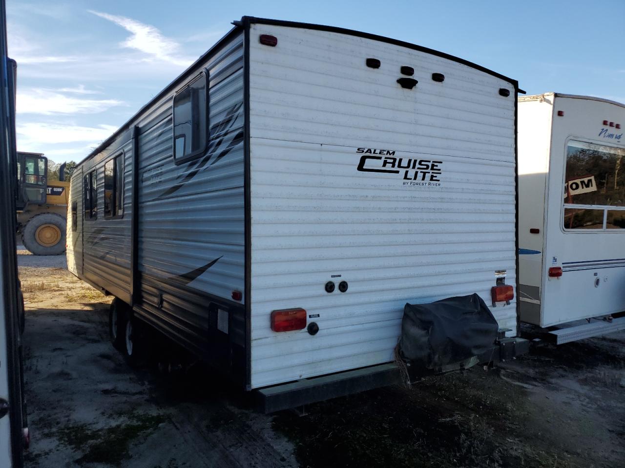 Image 3 of 2018 WILDWOOD RIVER 2018 with VIN 4X4TSMD27J7416964