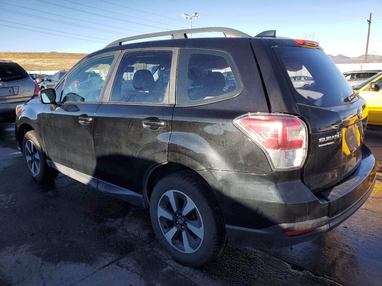 Изображение 2 2018 SUBARU FORESTER 2.5I 2018 с VIN JF2SJABC5JH559762