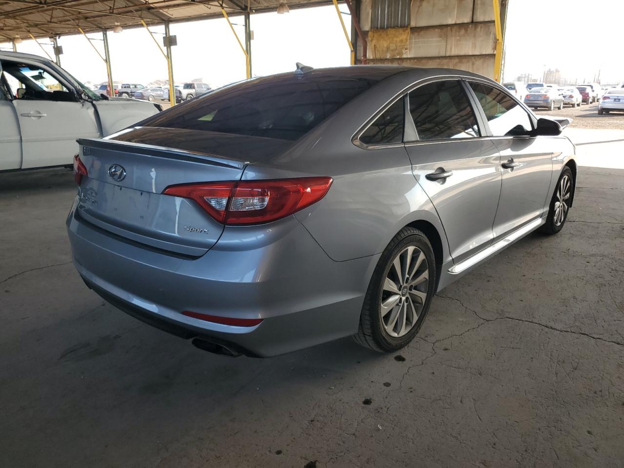 Image 3 of 2017 HYUNDAI SONATA SPORT 2017 with VIN 5NPE34AF6HH449320