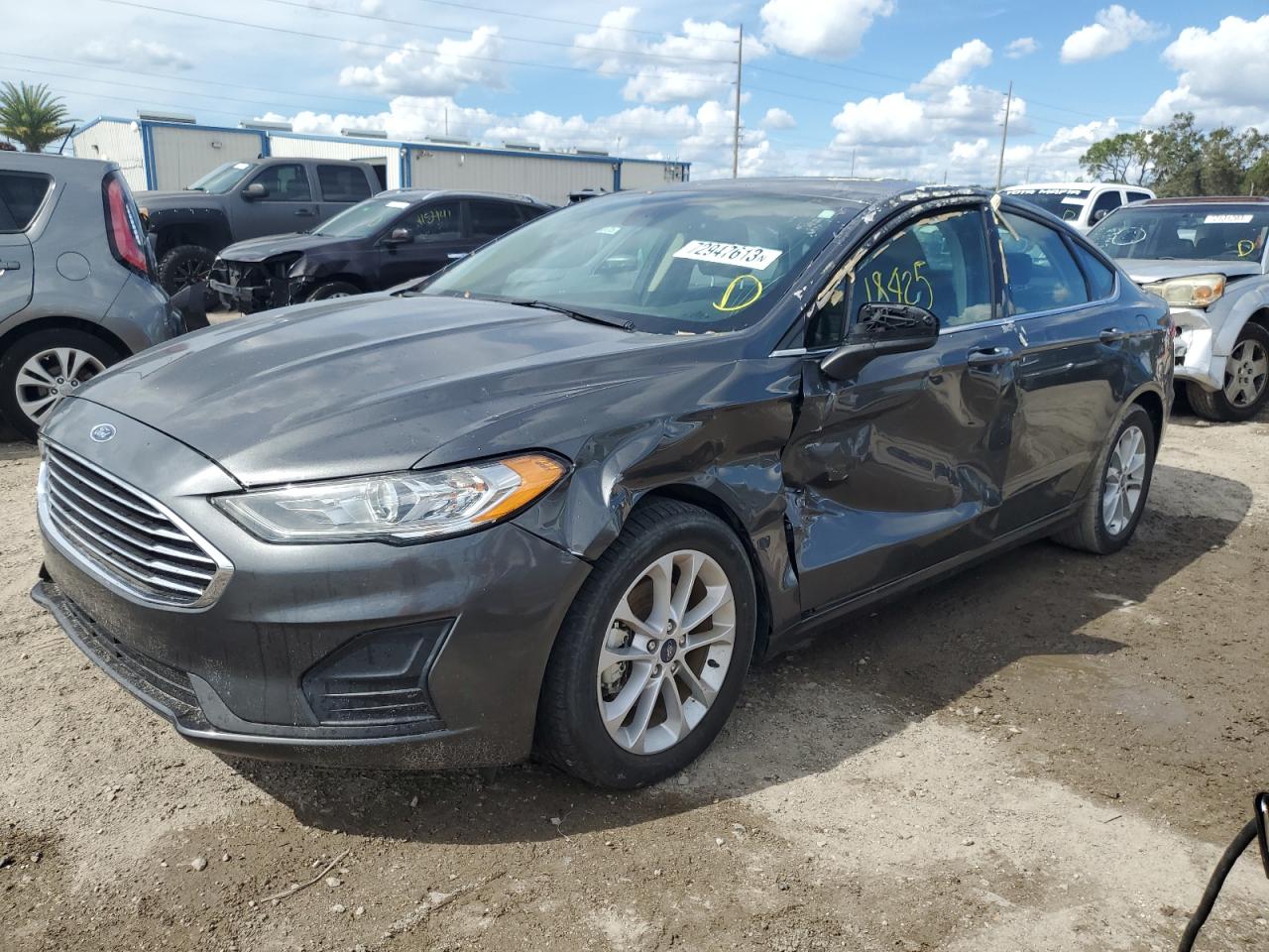 Изображение 1 2020 FORD FUSION SE 2020 с VIN 3FA6P0HD6LR238281