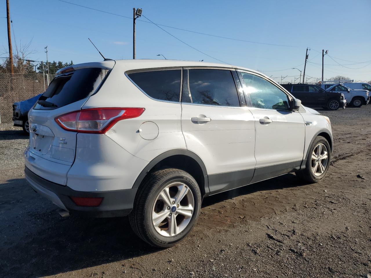 Obraz 3 z 2014 FORD ESCAPE SE 2014 z VIN 1FMCU9GX0EUC01076