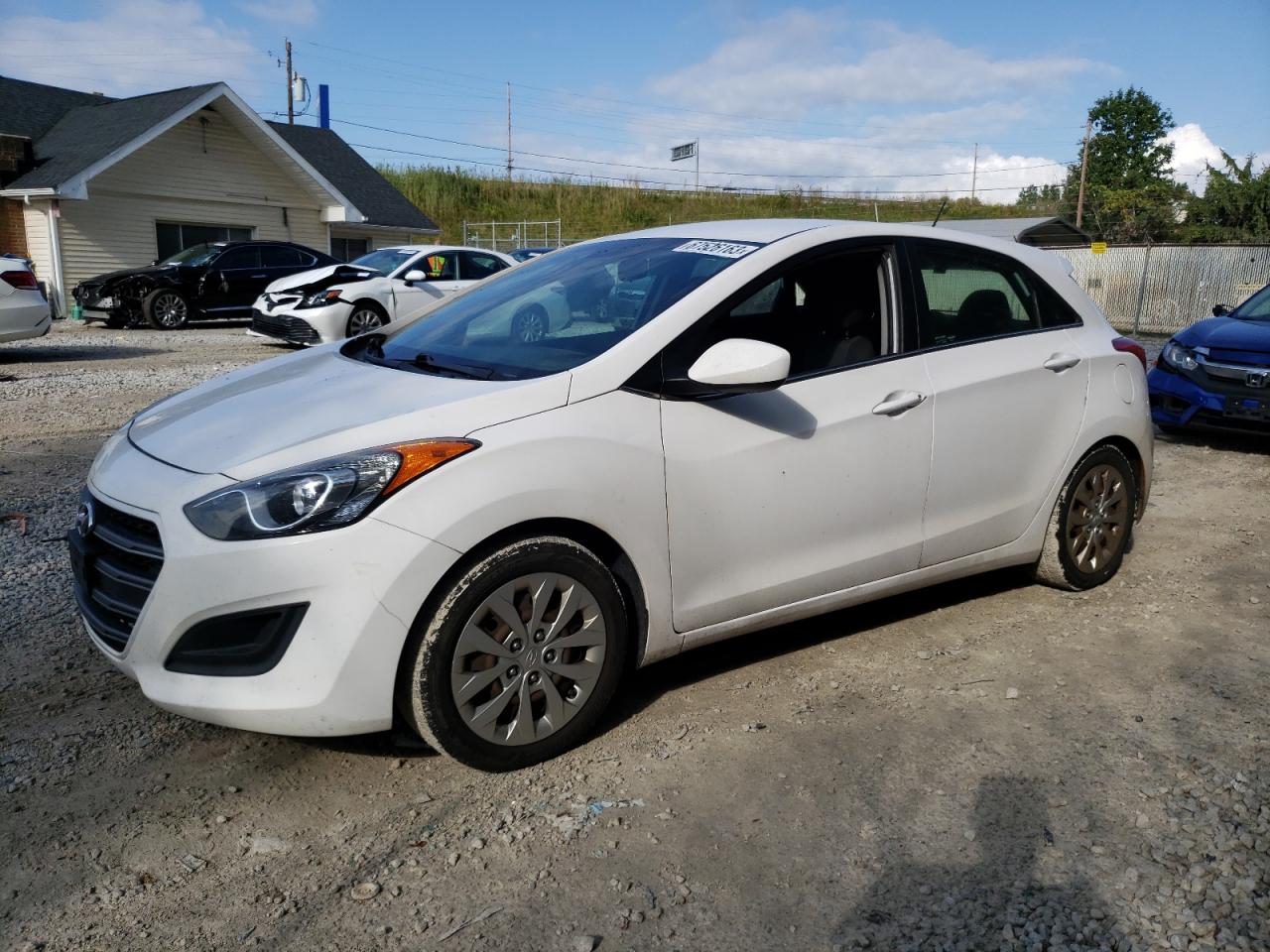 Image 1 of 2016 HYUNDAI ELANTRA GT  2016 with VIN KMHD35LH3GU251617