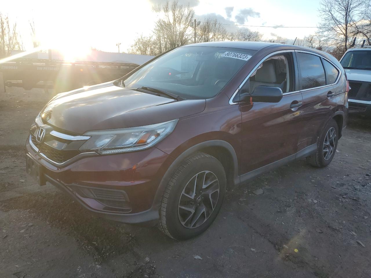 Image 1 of 2016 HONDA CR-V SE 2016 with VIN 2HKRM4H4XGH679413