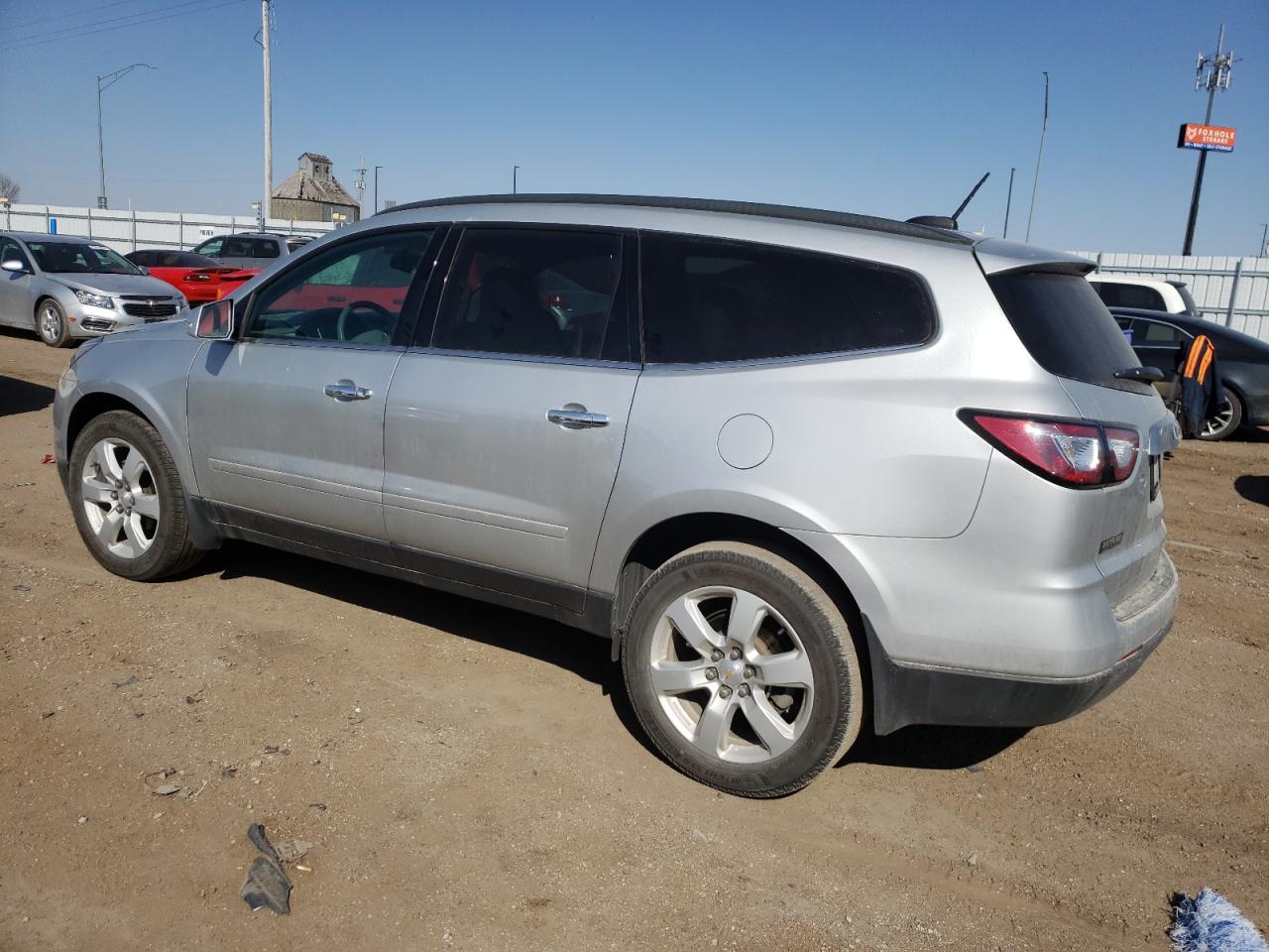 Изображение 2 2016 CHEVROLET TRAVERSE LT 2016 с VIN 1GNKRGKD9GJ154824