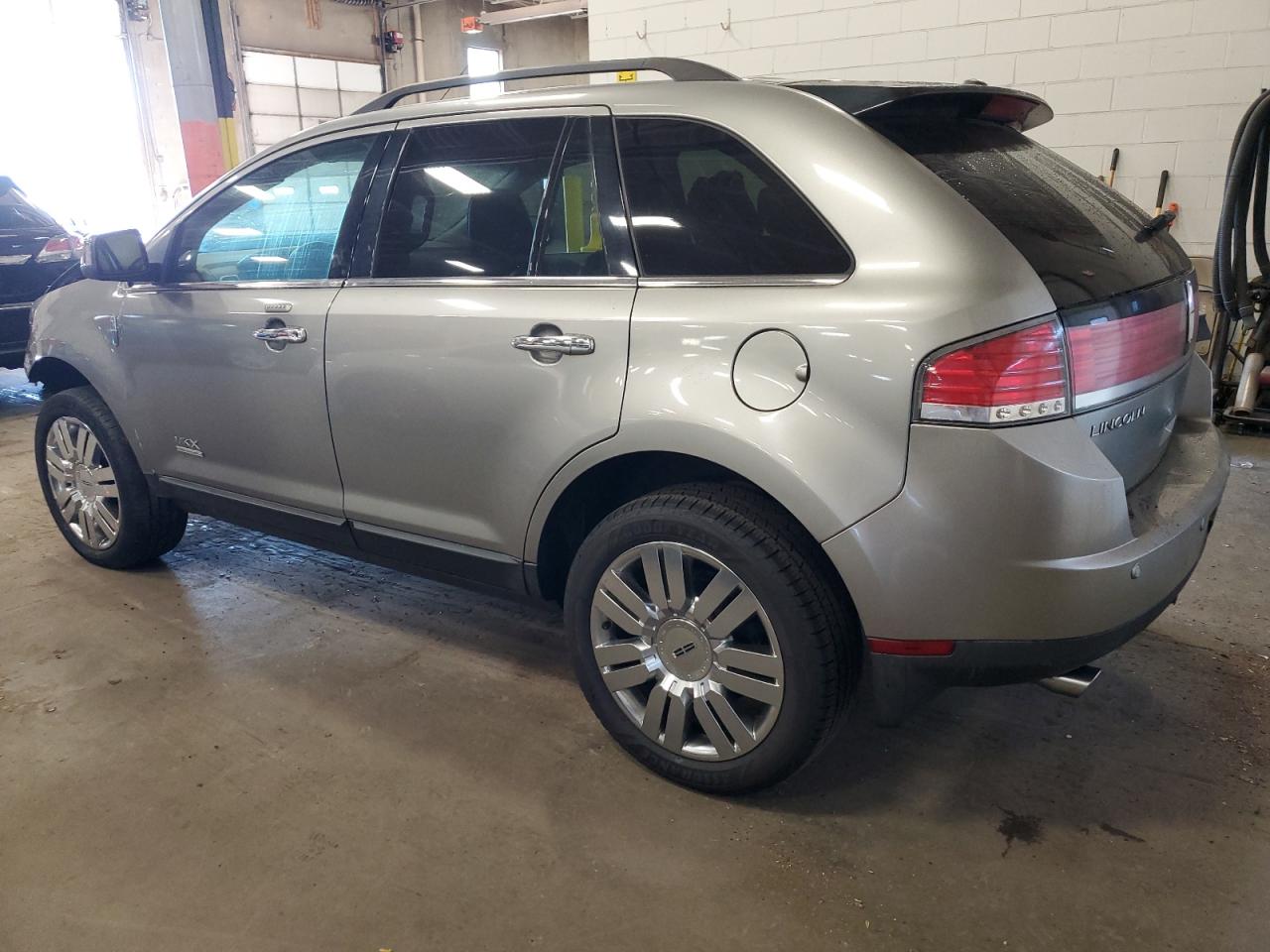 Изображение 2 2008 LINCOLN MKX  2008 с VIN 2LMDU88C88BJ13112