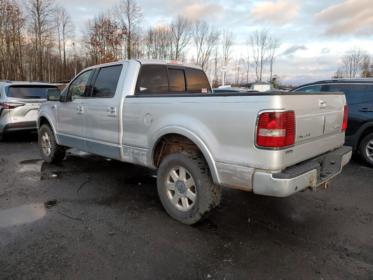 Image 2 of 2007 LINCOLN MARK LT  2007 with VIN 5LTPW18587FJ01844