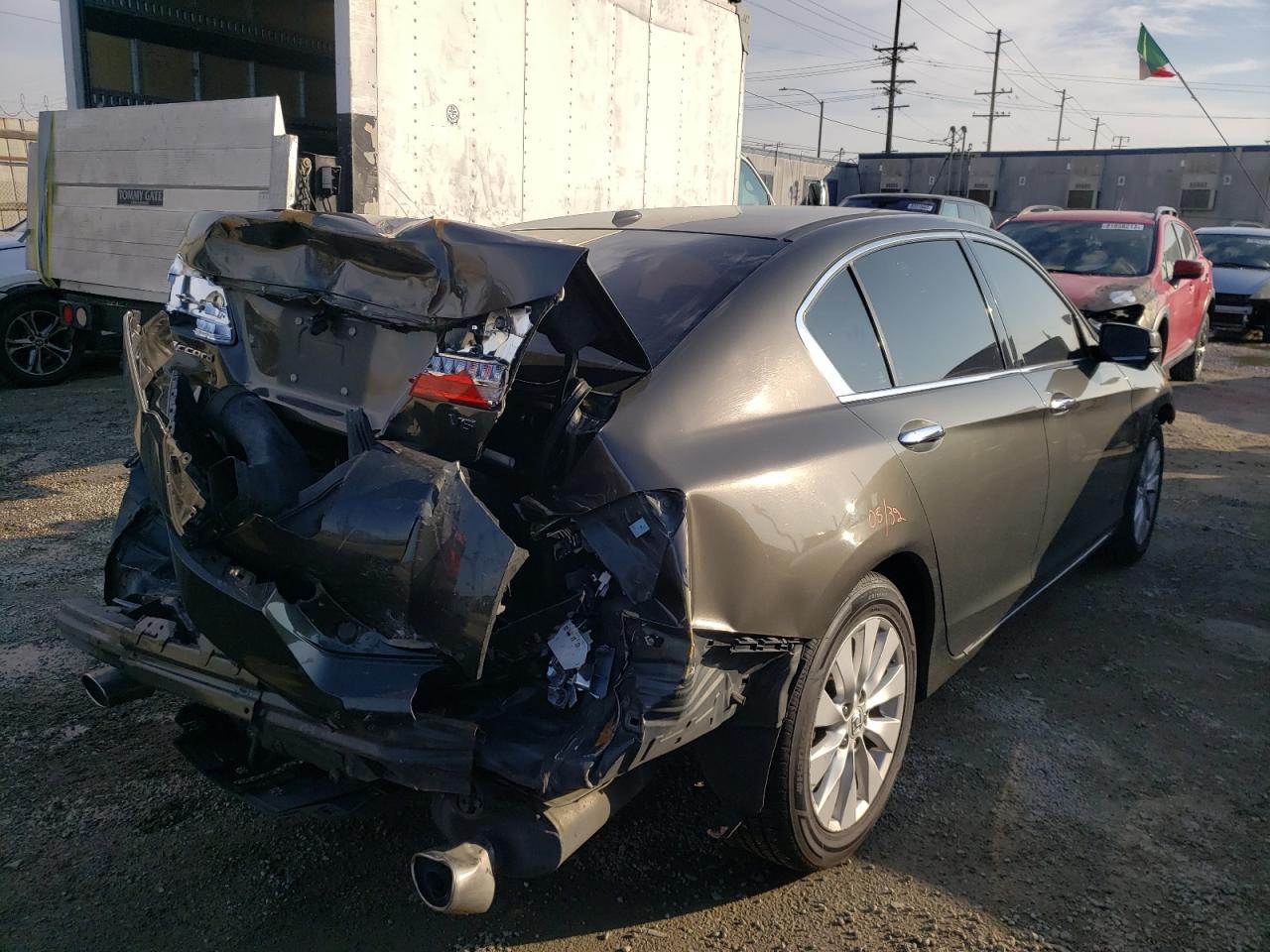 Image 3 of 2013 HONDA ACCORD EXL 2013 with VIN 1HGCR3F86DA009482