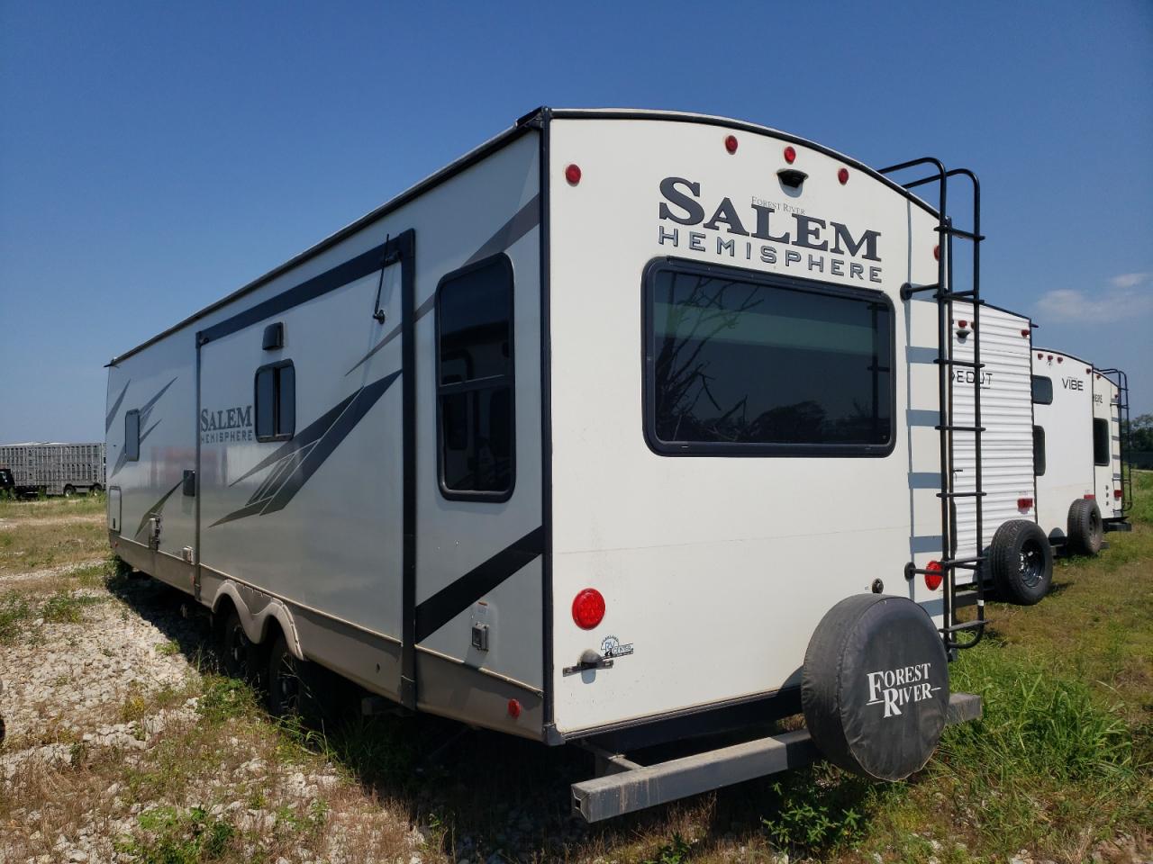 Image 3 of 2022 OTHER SALEM 2022 with VIN 4X4TSBC21NU089605