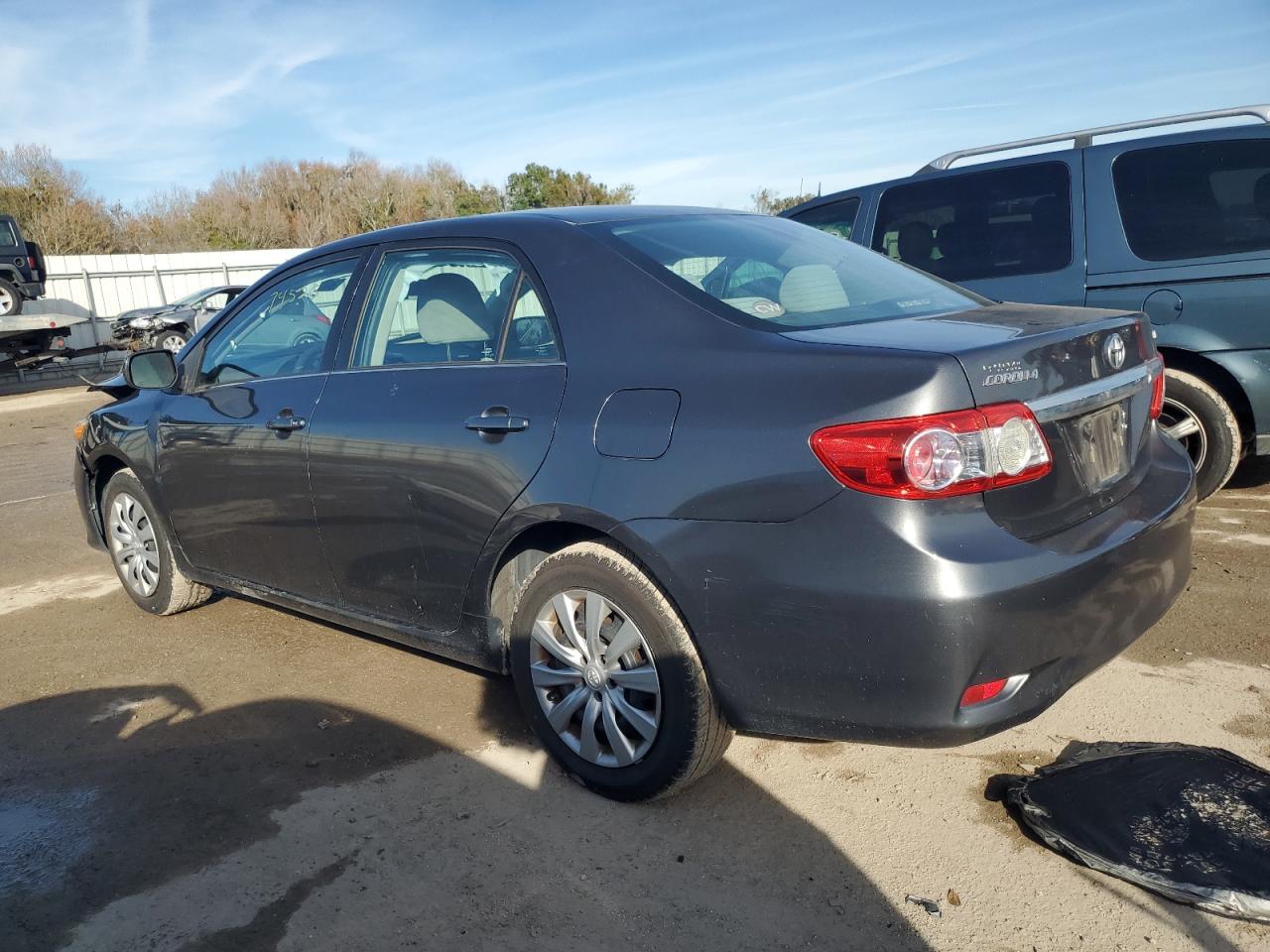 Изображение 2 2013 TOYOTA COROLLA BASE 2013 с VIN 2T1BU4EE0DC961850