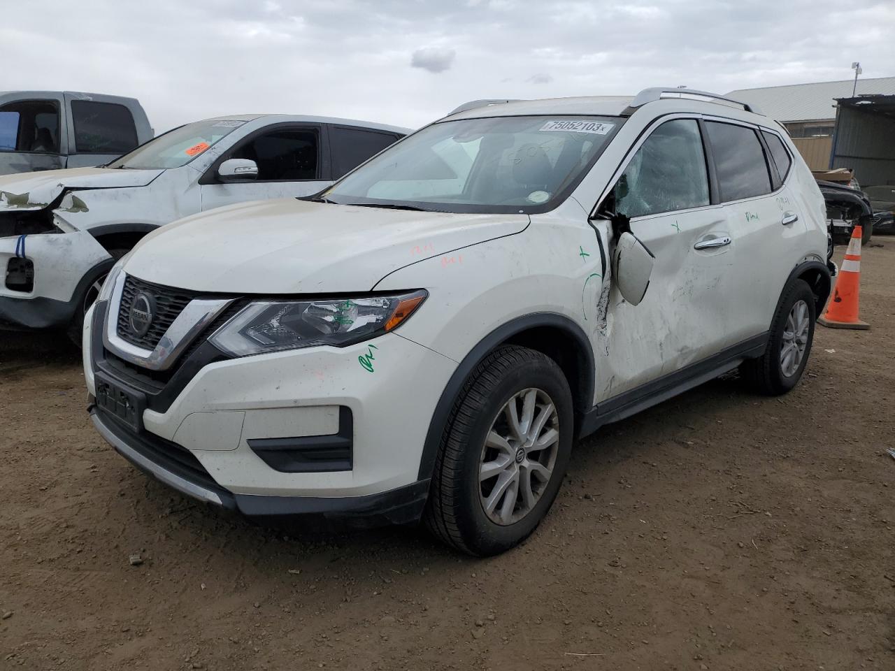 Изображение 1 2020 NISSAN ROGUE S 2020 с VIN JN8AT2MV2LW144149