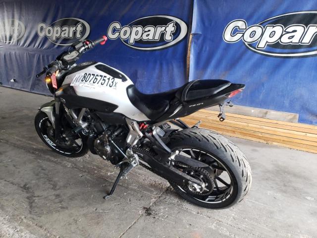 Изображение 3 2015 YAMAHA FZ07  2015 с VIN JYARM06E9FA002648