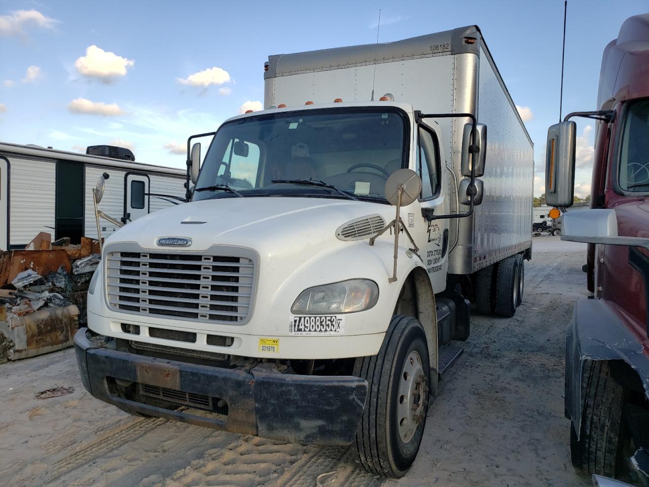 Obraz 1 z 2015 FREIGHTLINER M2 106 MEDIUM DUTY 2015 z VIN 3ALHCYCY7FDGG8343