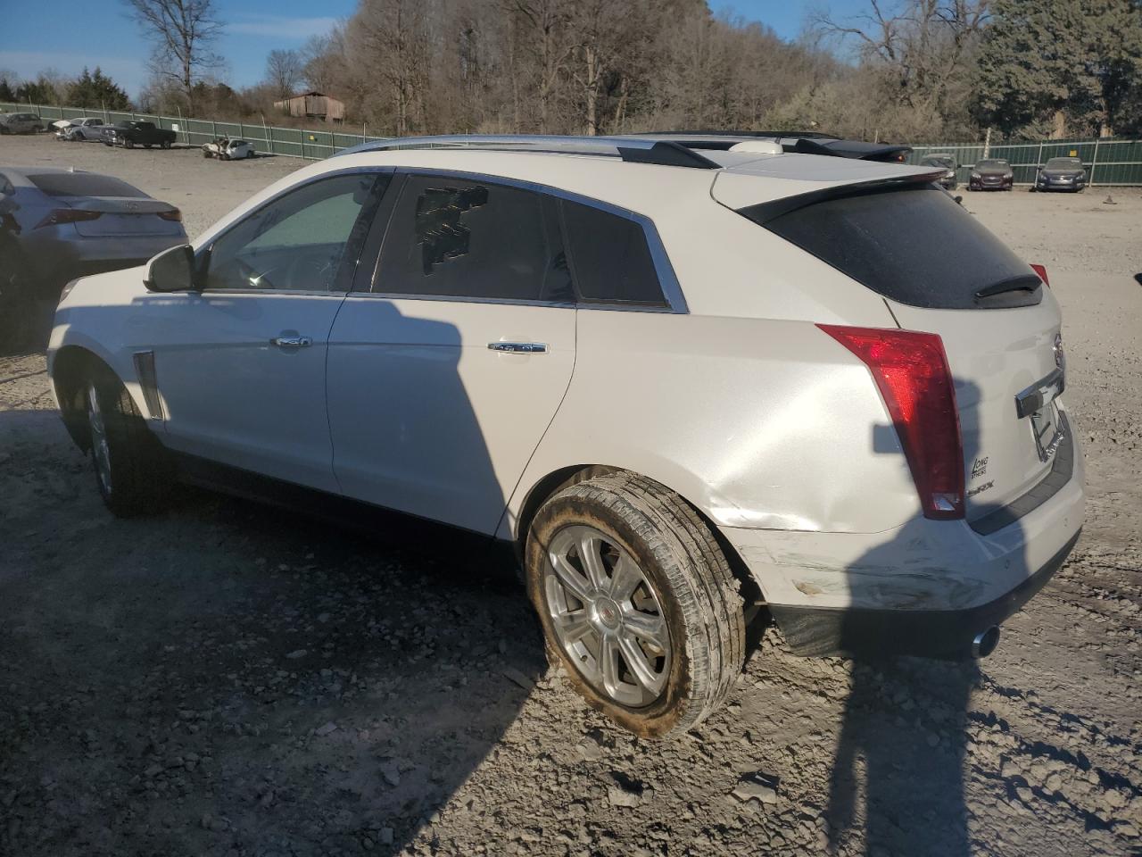 Image 2 of 2015 CADILLAC SRX PERFORMANCE COLLECTION 2015 with VIN 3GYFNCE39FS595667