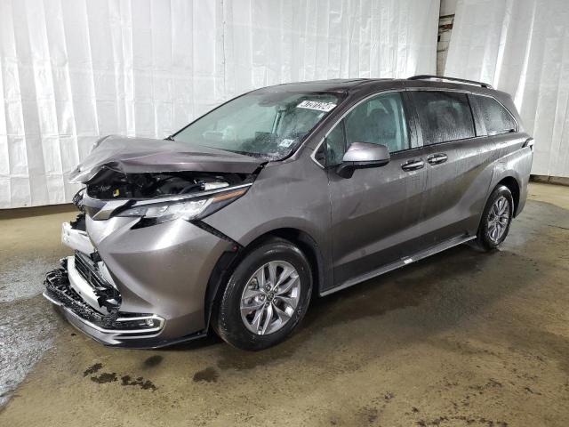 Obraz 1 z 2023 TOYOTA SIENNA XLE 2023 z VIN 5TDYRKEC7PS160679