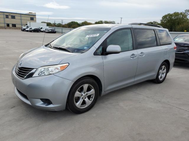 2014 TOYOTA SIENNA LE 2014 image