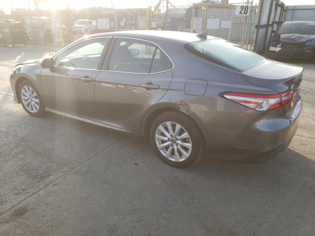 Obraz 2 z 2020 TOYOTA CAMRY LE 2020 z VIN 4T1C11AK4LU917628