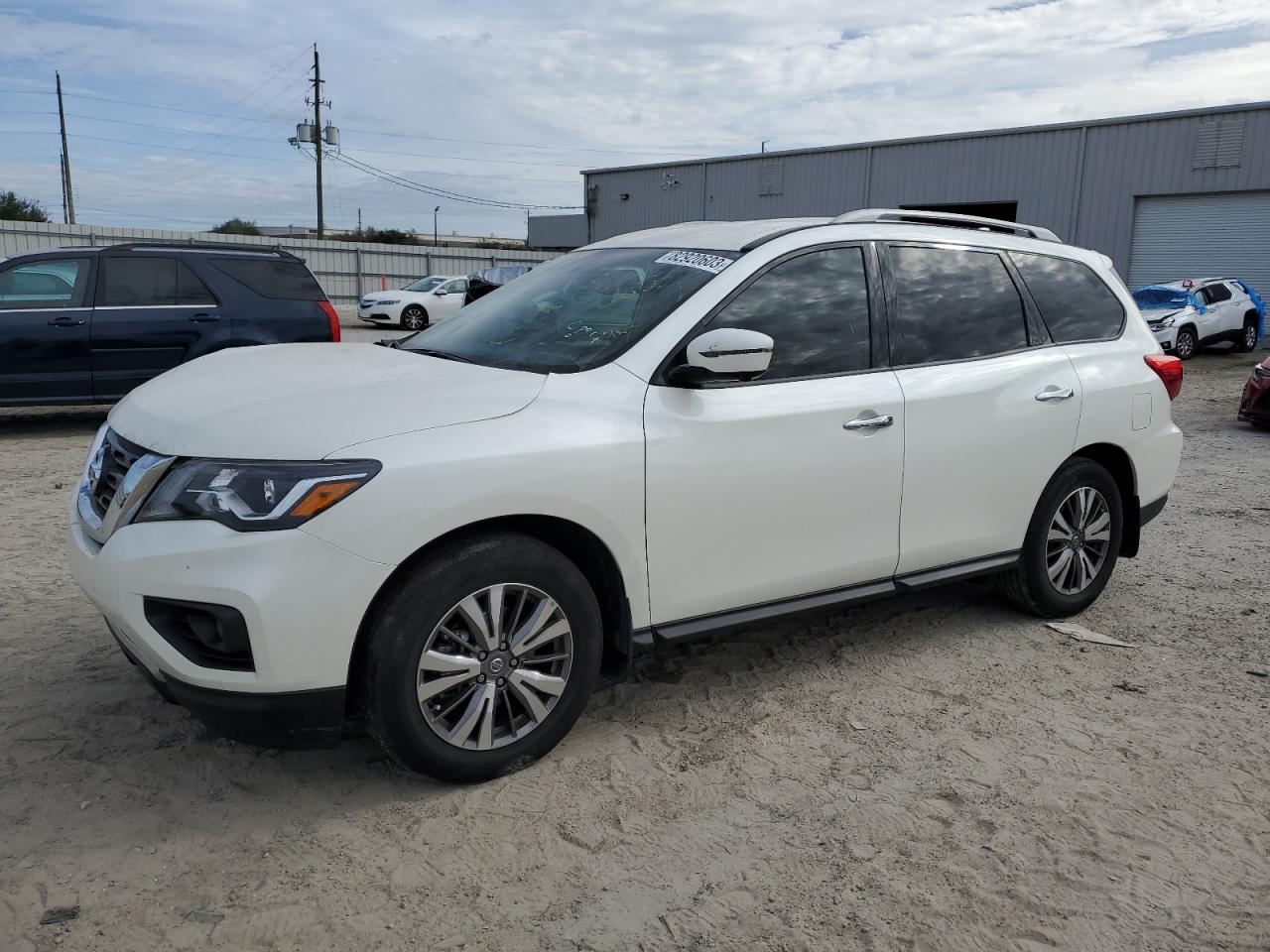 Image 1 of 2019 NISSAN PATHFINDER S 2019 with VIN 5N1DR2MN0KC647293