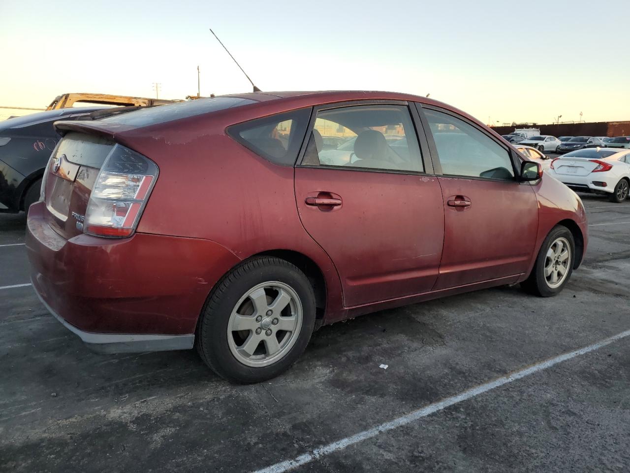 Изображение 3 2004 TOYOTA PRIUS  2004 с VIN JTDKB20U840017622