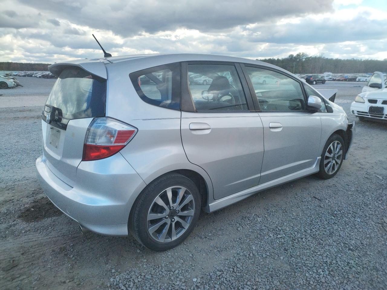 Image 3 of 2012 HONDA FIT SPORT 2012 with VIN JHMGE8H5XCC002645