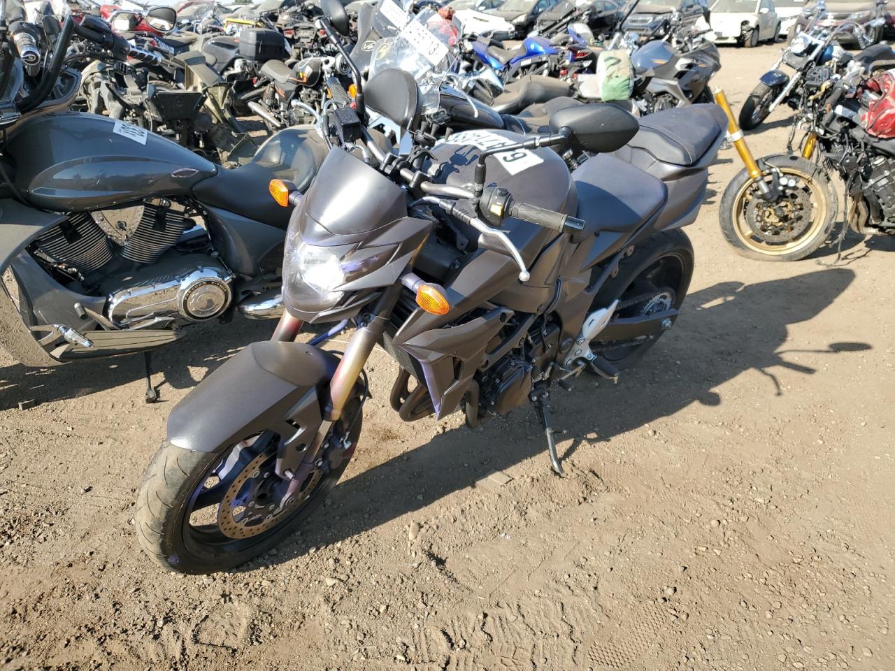 Obraz 2 z Suzuki Gsx-S750 2015 z VIN JS1GR7NA8F2100434
