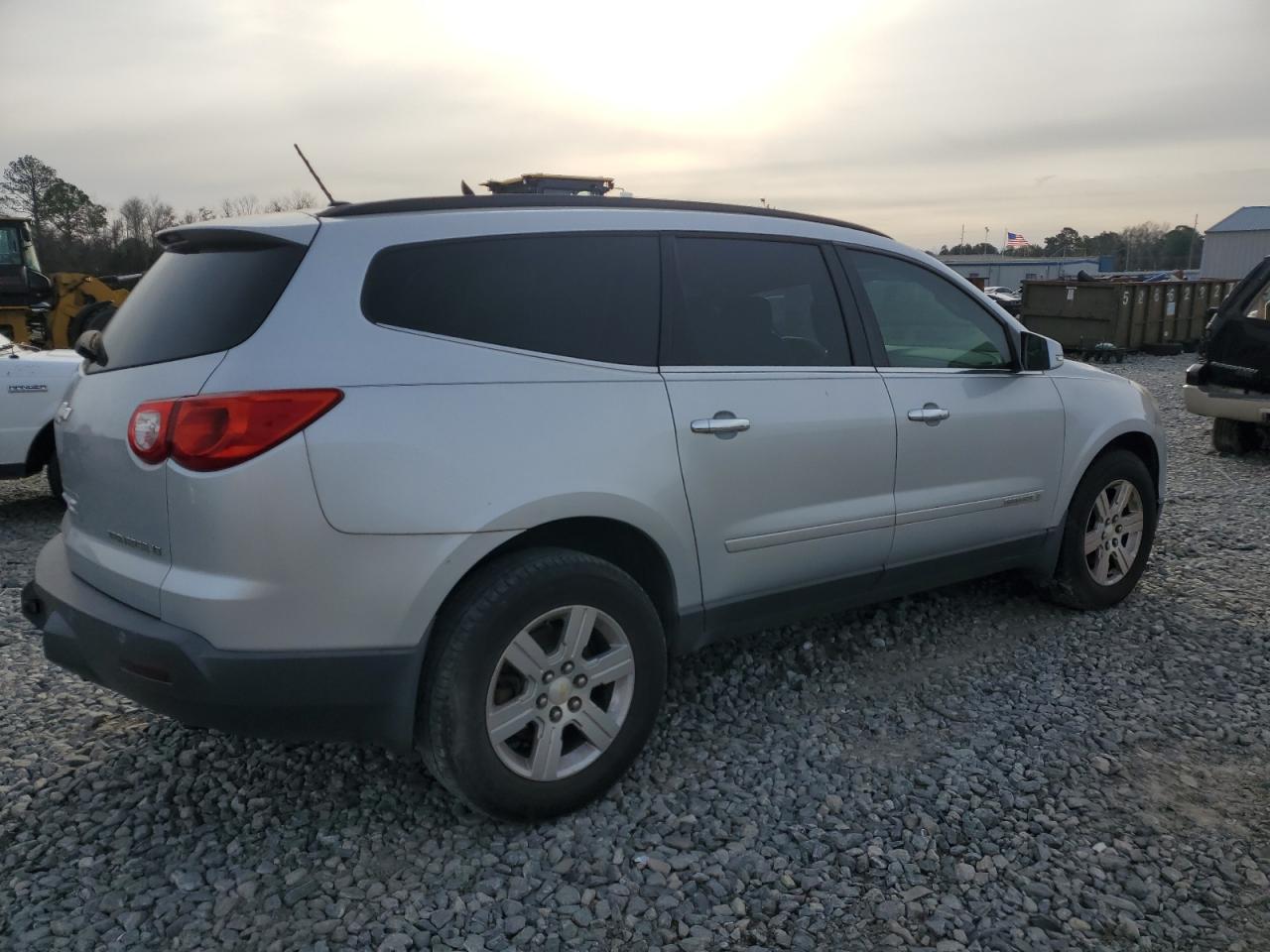 Изображение 3 2009 CHEVROLET TRAVERSE LT 2009 с VIN 1GNER23DX9S109046