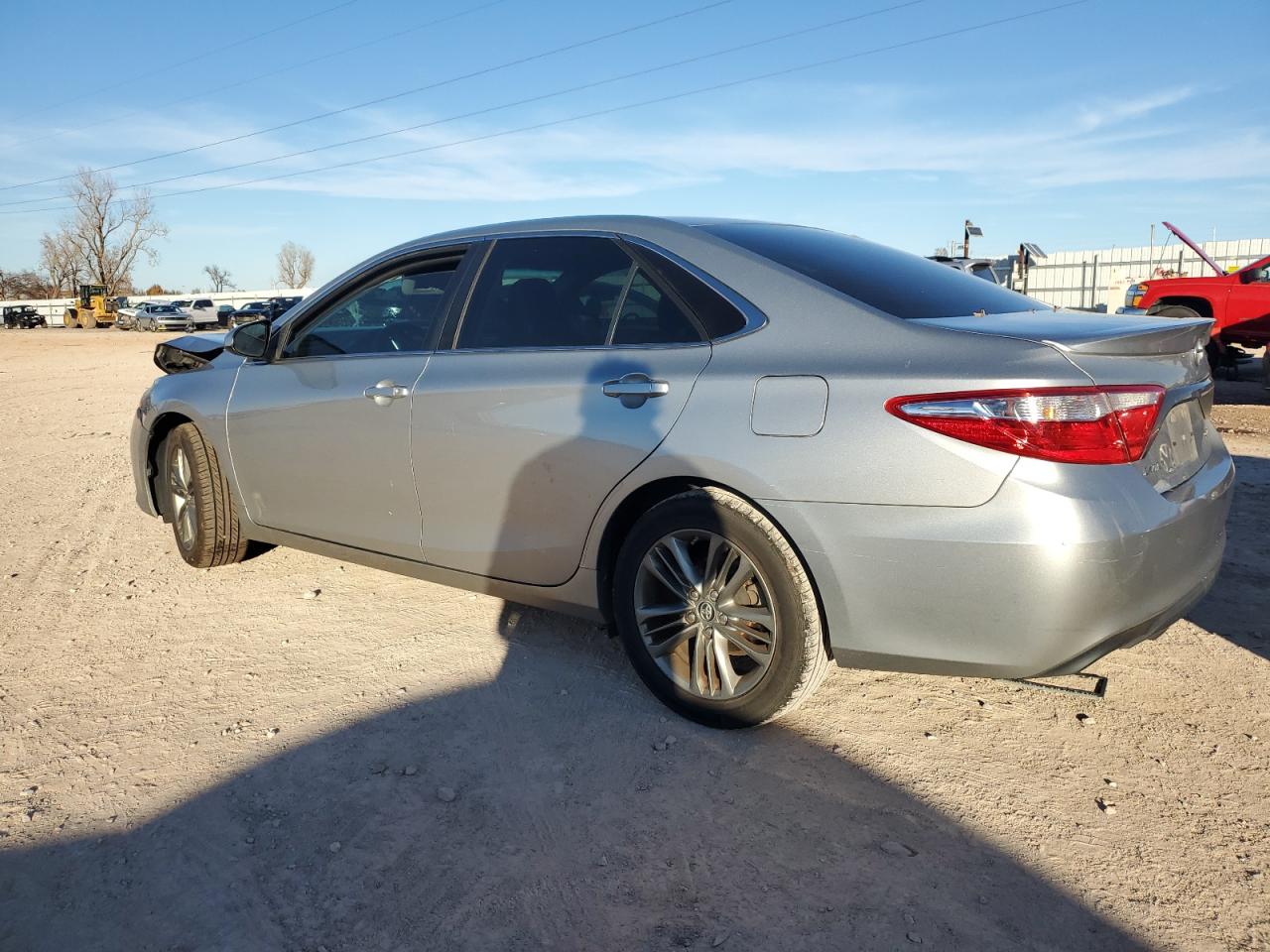 Obraz 2 z 2016 TOYOTA CAMRY LE 2016 z VIN 4T1BF1FK7GU180291