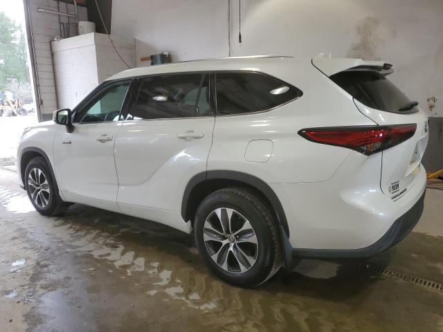 Изображение 2 2021 TOYOTA HIGHLANDER HYBRID XLE 2021 с VIN 5TDGBRCH6MS033540