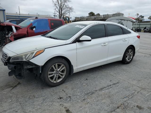 Obraz 1 z 2015 HYUNDAI SONATA SE 2015 z VIN 5NPE24AF0FH234208