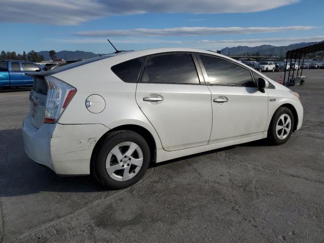 Image 3 of 2014 TOYOTA PRIUS PLUG-IN  2014 with VIN JTDKN3DP8E3053084