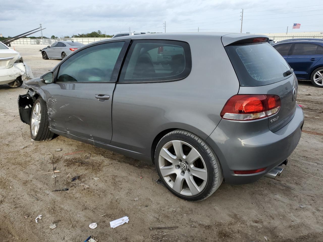 Изображение 2 2011 VOLKSWAGEN GOLF  2011 с VIN WVWAA7AJ9BW243419
