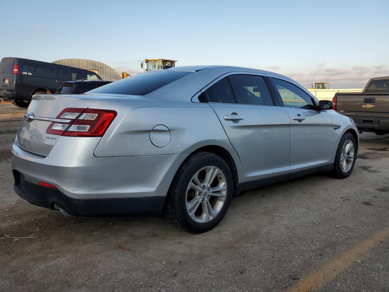 Image 3 of 2015 FORD TAURUS SE 2015 with VIN 1FAHP2D82FG184230