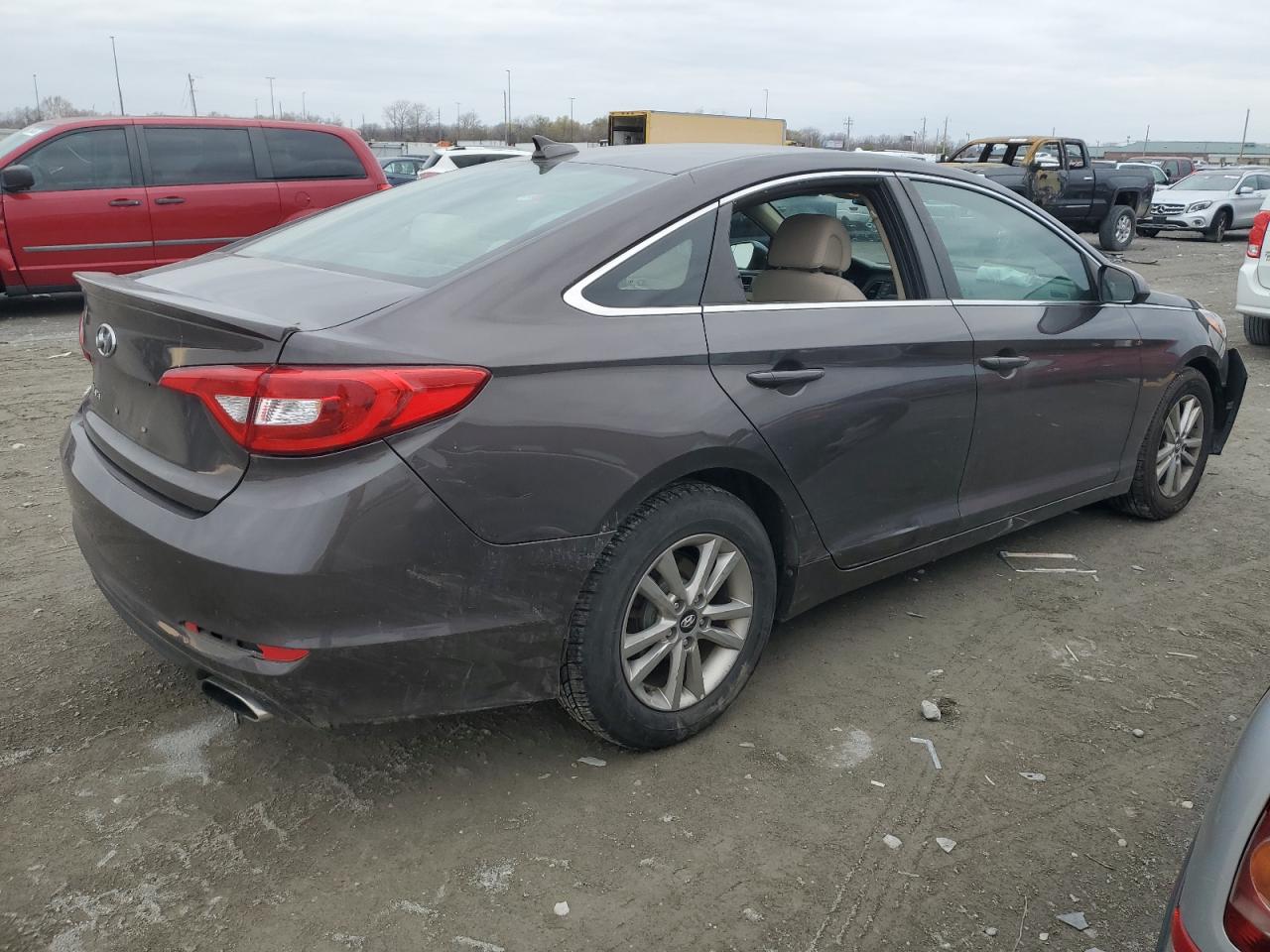 Obraz 3 z 2016 HYUNDAI SONATA SE 2016 z VIN 5NPE24AF7GH419101