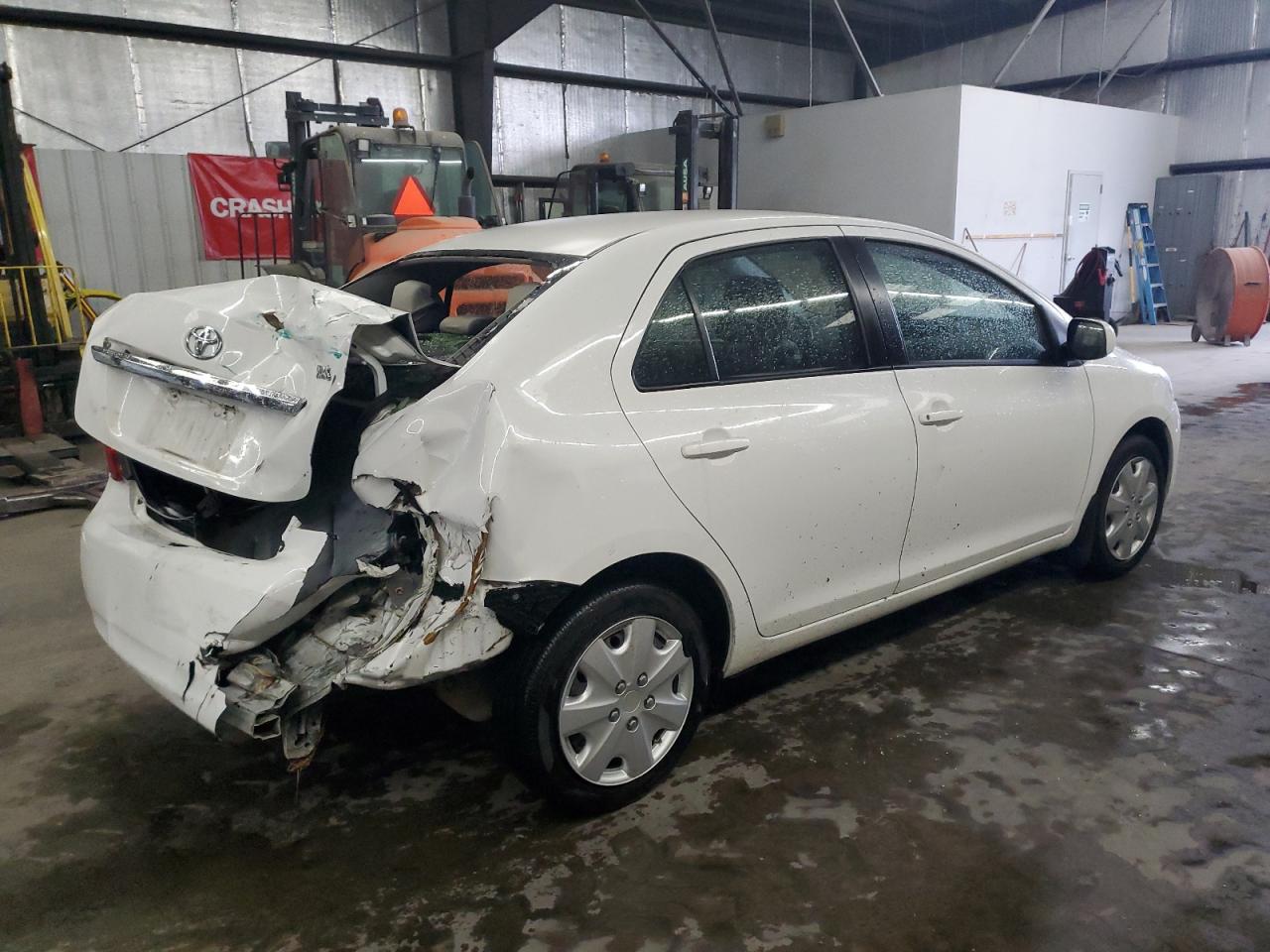 Изображение 3 2012 TOYOTA YARIS  2012 с VIN JTDBT4K3XCL010097
