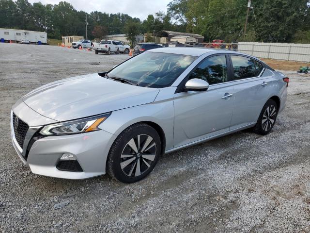 Image 1 of 2022 NISSAN ALTIMA SV 2022 with VIN 1N4BL4DW3NN351569