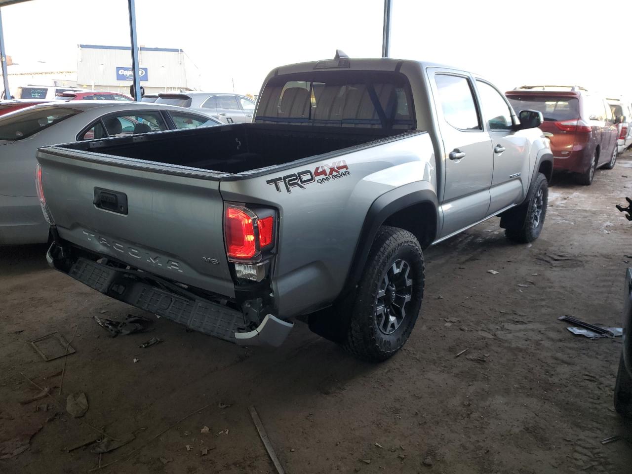 Изображение 3 2023 TOYOTA TACOMA DOUBLE CAB 2023 с VIN 3TMCZ5ANXPM570055