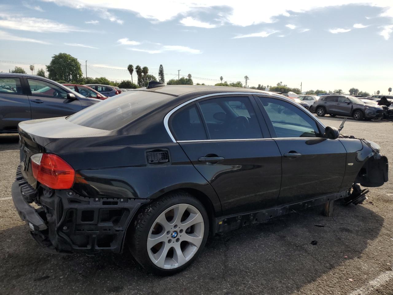 Image 3 of 2006 BMW 330 I 2006 with VIN WBAVB33526AZ88133