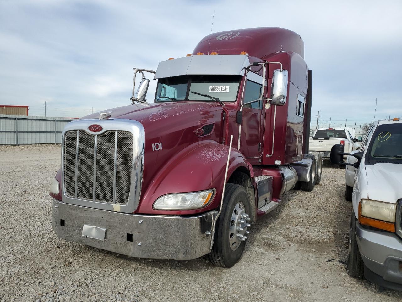 Image 2 of 2013 PETERBILT 386  2013 with VIN 1XPHD49X3DD192834