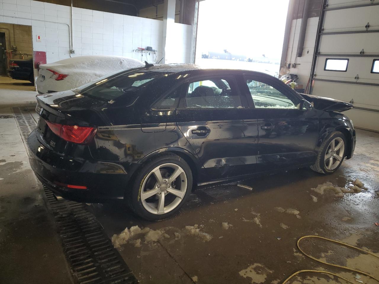 Изображение 3 2016 AUDI A3 PREMIUM 2016 с VIN WAUB8GFF3G1034943