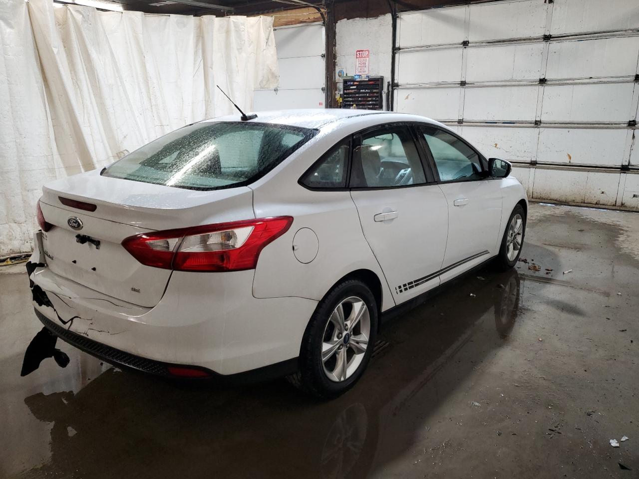 Изображение 3 2014 FORD FOCUS SE 2014 с VIN 1FADP3F26EL435382