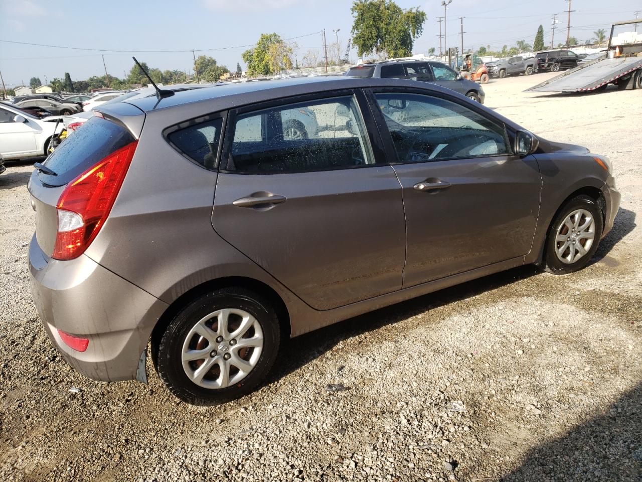Изображение 3 2013 HYUNDAI ACCENT GLS 2013 с VIN KMHCT5AE1DU117074