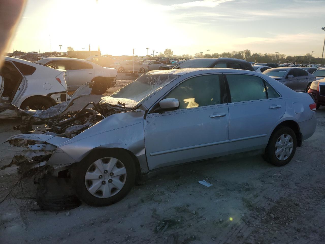 Изображение 1 2004 HONDA ACCORD LX 2004 с VIN 1HGCM563X4A125914