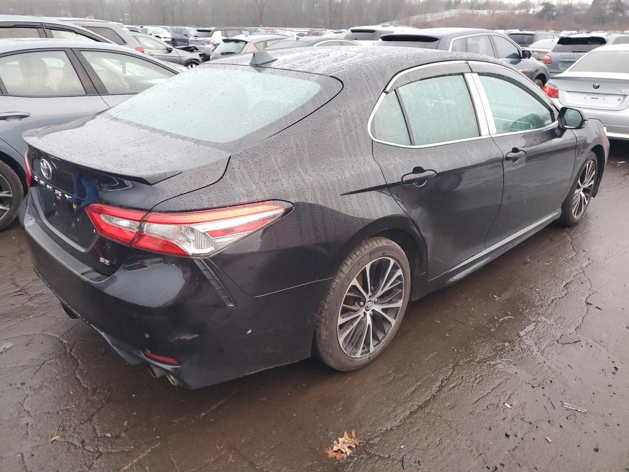 Image 3 of 2018 TOYOTA CAMRY L 2018 with VIN 4T1B11HK1JU064457