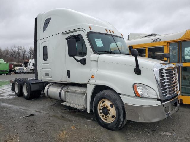 Изображение 1 2019 FREIGHTLINER CASCADIA 125  2019 с VIN 3AKJGLDR6KSKN4692