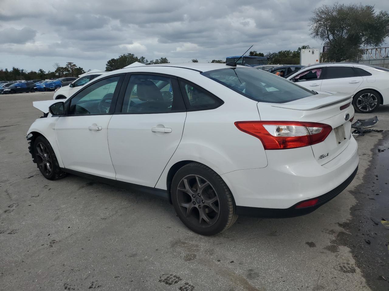Obraz 2 z 2013 FORD FOCUS SE 2013 z VIN 1FADP3F2XDL223289