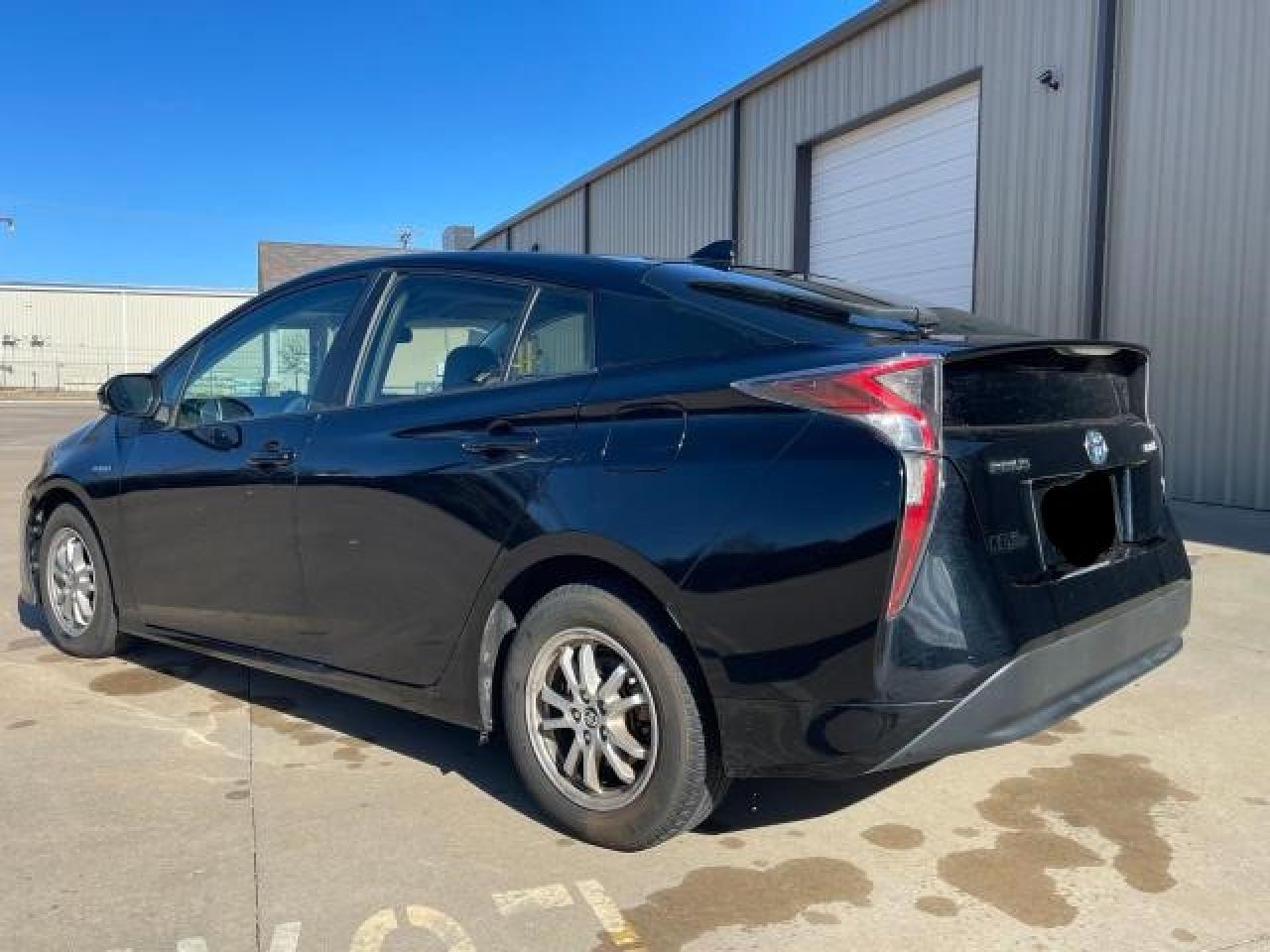 Obraz 3 z 2016 TOYOTA PRIUS  2016 z VIN JTDKBRFU7G3510047