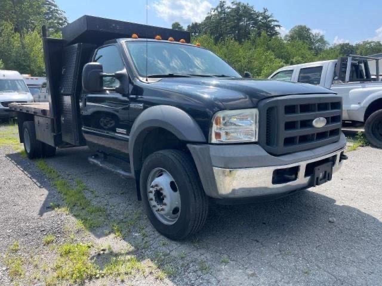Image 1 of 2005 FORD F550 SUPER DUTY 2005 with VIN 1FDAF56P15EC69733